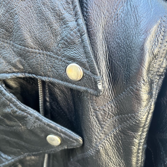 Men’s Leather Motorcycle Jacket - Picture 6 of 12